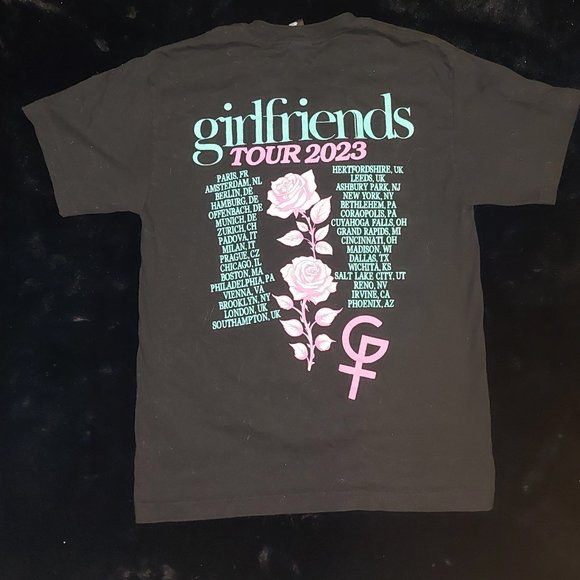 Girlfriends 2023 Tour Concert Band Tee Shirt - Picture 2 of 2